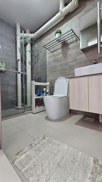 86 Lorong 2 Toa Payoh, 86 Lorong 2 Toa Payoh, Balestier / Toa Payoh, Room Rental, 141 sqft, HDB Flat For Rent, by Ong Lin Khong, 500256311 - Bathroom - PropertyGuru.com.sg