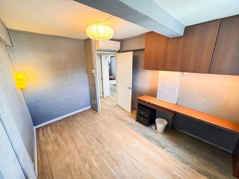 2 Queen's Road, 2 Queen's Road, Tanglin / Holland / Bukit Timah, 3 Bedrooms, 958 sqft, HDB Flat For Sale, by Clement Tan, 500256314 - Common Bedroom 1 - PropertyGuru.com.sg