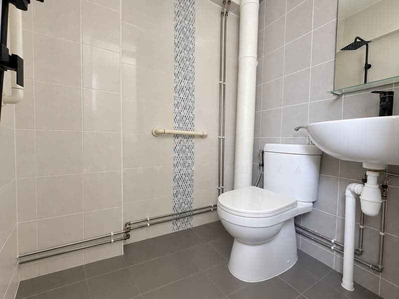 838 Woodlands Street 82, 838 Woodlands Street 82, Admiralty / Woodlands, 4 Bedrooms, 1,572 sqft, HDB Flat For Sale, by Hidayat Zulka, 500256316 - Bathroom - PropertyGuru.com.sg