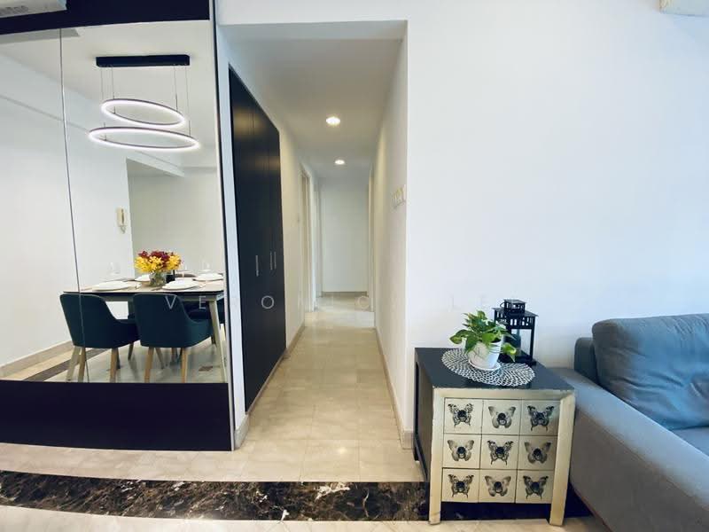 Symphony Heights, 33 Hume Avenue, Clementi Park / Upper Bukit Timah, 3 Bedrooms, 1,216 sqft, Condominium For Sale, by Veronica Lee, 500256317 - Dining Room - PropertyGuru.com.sg