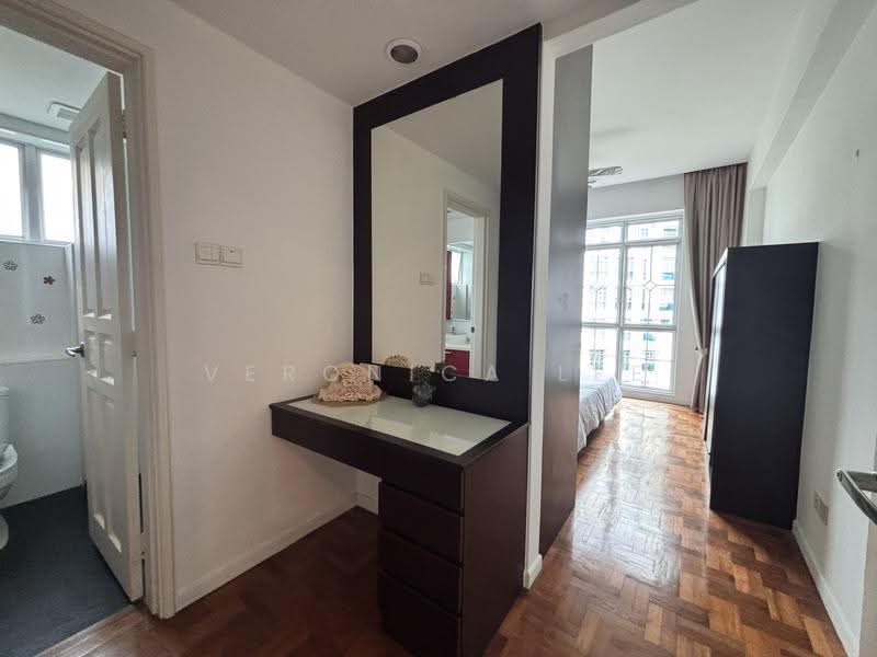 Symphony Heights, 33 Hume Avenue, Clementi Park / Upper Bukit Timah, 3 Bedrooms, 1,216 sqft, Condominium For Sale, by Veronica Lee, 500256317 - Bathroom - PropertyGuru.com.sg