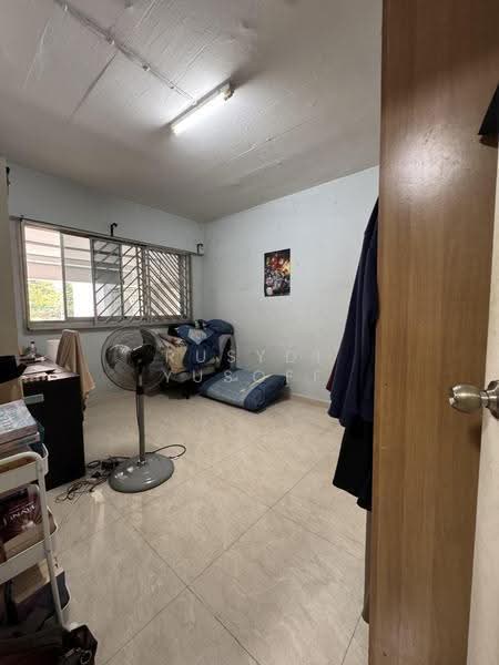 177 Bukit Batok West Avenue 8, 177 Bukit Batok West Avenue 8, Dairy Farm / Bukit Panjang / Choa Chu Kang, 2 Bedrooms, 785 sqft, HDB Flat For Sale, by Rusydi Yusoff, 500256320 - Bedroom - PropertyGuru.com.sg