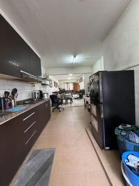 177 Bukit Batok West Avenue 8, 177 Bukit Batok West Avenue 8, Dairy Farm / Bukit Panjang / Choa Chu Kang, 2 Bedrooms, 785 sqft, HDB Flat For Sale, by Rusydi Yusoff, 500256320 - Kitchen - PropertyGuru.com.sg