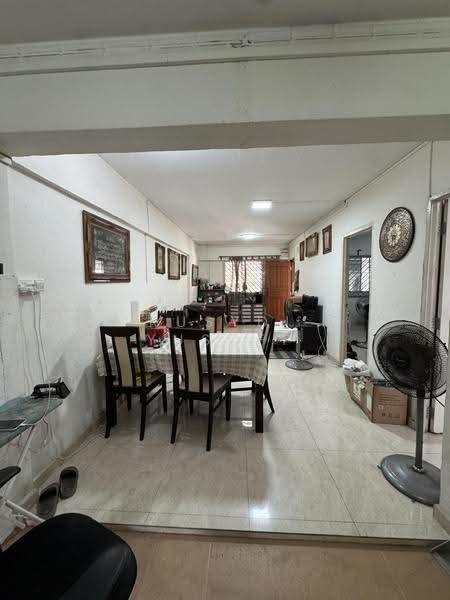 177 Bukit Batok West Avenue 8, 177 Bukit Batok West Avenue 8, Dairy Farm / Bukit Panjang / Choa Chu Kang, 2 Bedrooms, 785 sqft, HDB Flat For Sale, by Rusydi Yusoff, 500256320 - Living Room - PropertyGuru.com.sg