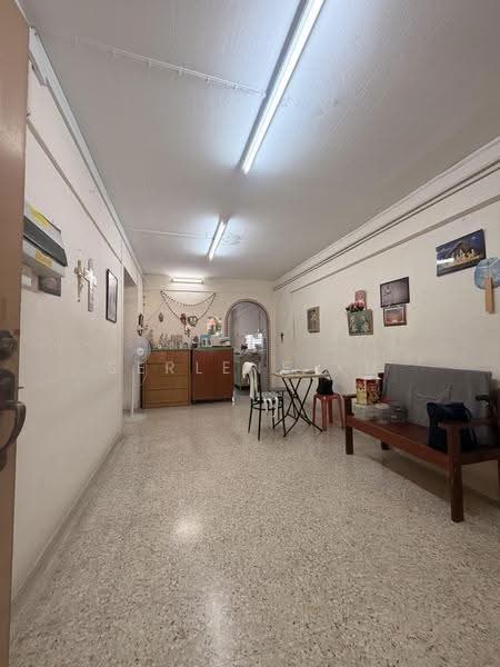 456 Ang Mo Kio Avenue 10, 456 Ang Mo Kio Avenue 10, Ang Mo Kio / Bishan / Thomson, 2 Bedrooms, 796 sqft, HDB Flat For Sale, by Serlene Xu, 500256327 - Living Room - PropertyGuru.com.sg