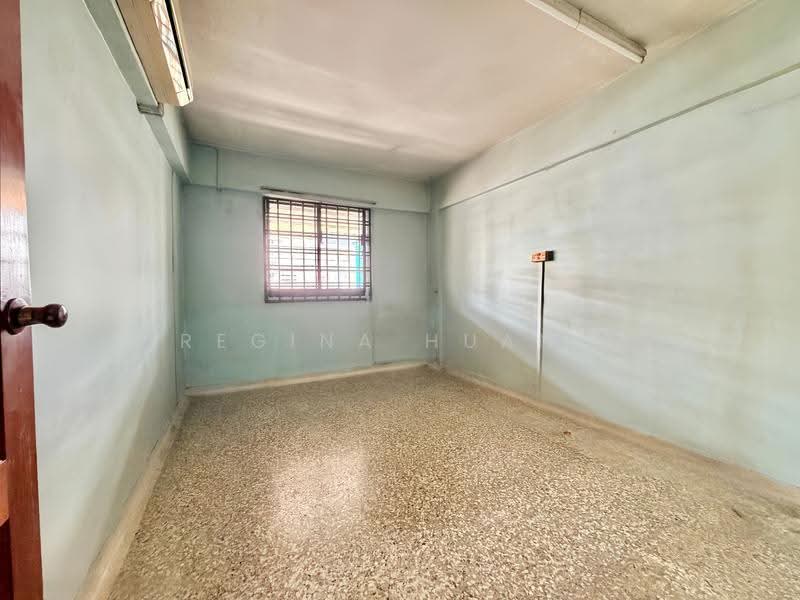 521 Bedok North Avenue 1, 521 Bedok North Avenue 1, Bedok / Upper East Coast, 2 Bedrooms, 67 sqft, HDB Flat For Sale, by Regina Huang, 500256329 - Common Room - PropertyGuru.com.sg