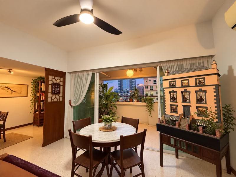 Grange Heights, 19 Saint Thomas Walk, Orchard / River Valley, 5 Bedrooms, 3,025 sqft, Condominium For Sale, by Priscilla Wong, 500256336 - Study, family room, balcony - PropertyGuru.com.sg
