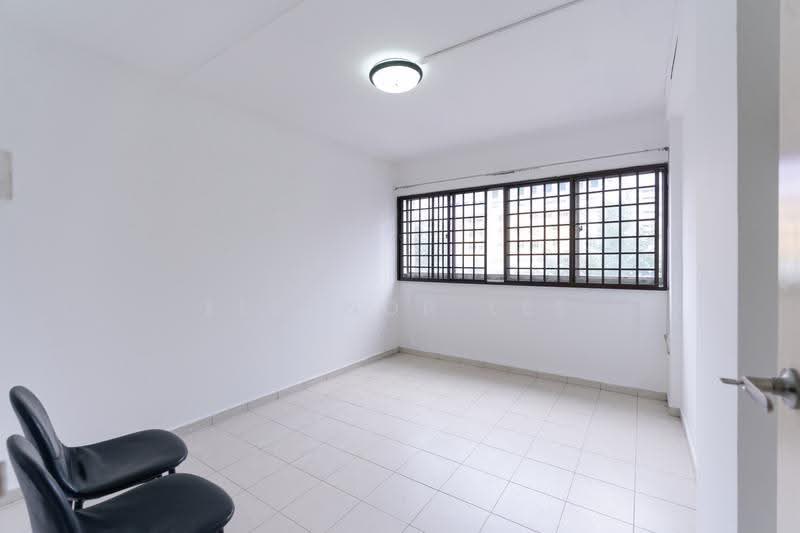 393 Yishun Avenue 6, 393 Yishun Avenue 6, Sembawang / Yishun, 3 Bedrooms, 1,130 sqft, HDB Flat For Sale, by Eleanor Lee, 500256343 - Interior - PropertyGuru.com.sg