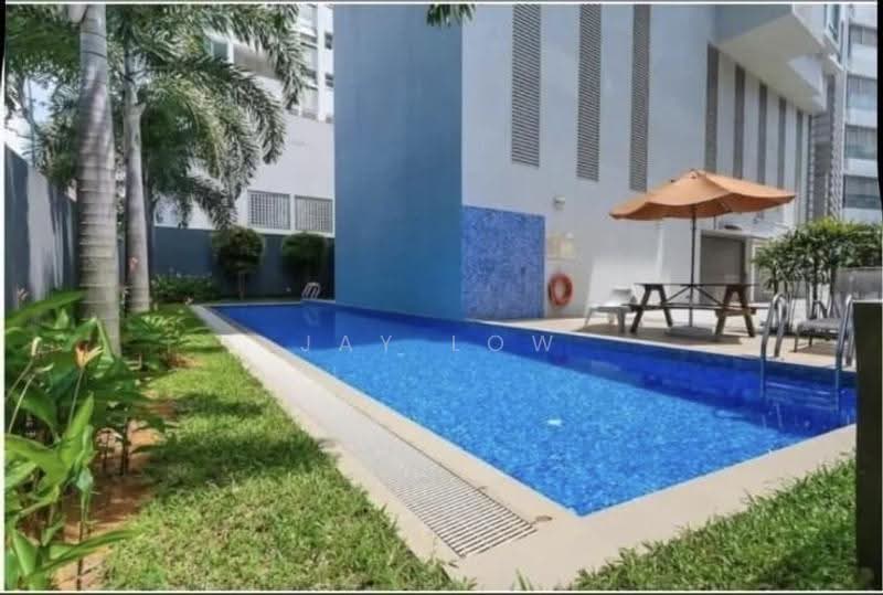 Bliss Loft, 25 Kim Keat Close, Balestier / Toa Payoh, 2 Bedrooms, 818 sqft, Condominium For Rent, by Jay Low, 500256352 - Pool - PropertyGuru.com.sg