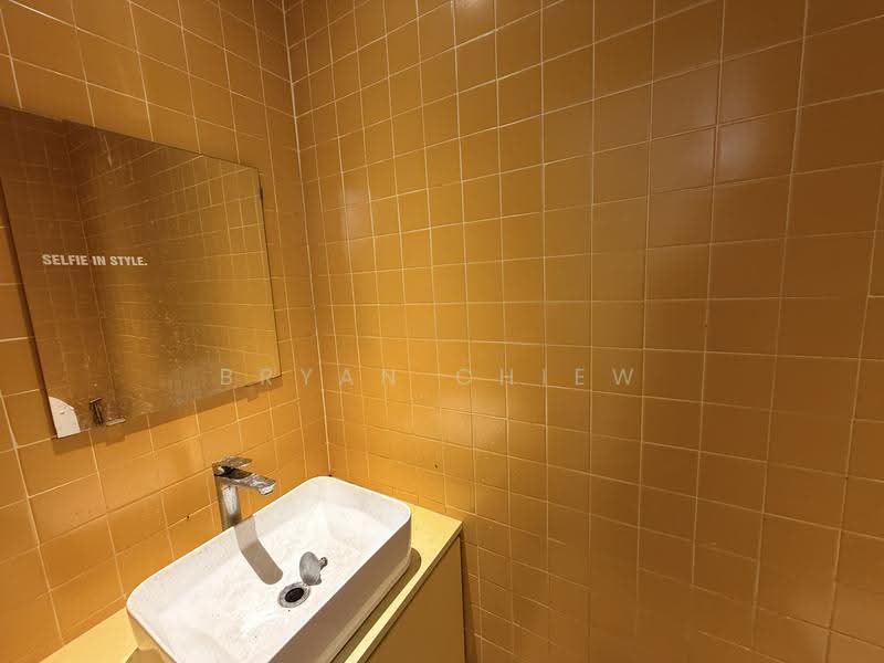 Keong Saik Road - Suits Various Trades, Chinatown / Tanjong Pagar, 3,600 sqft, Shop / Shophouse For Rent, by Bryan Chiew, 500256357 - Bathroom - CommercialGuru.com.sg