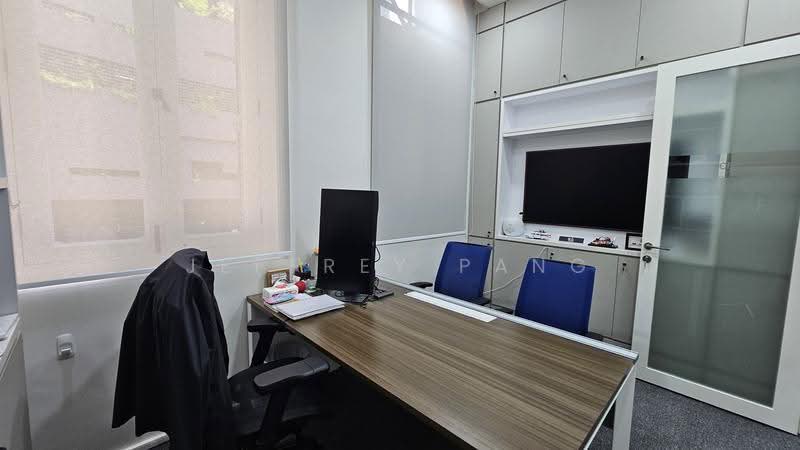 Bugis Office Space, Tan Quee Lan Street, Beach Road / Bugis / Rochor, 872 sqft, Office For Rent, by Jeffrey Pang, 500256384 - Director's Office - CommercialGuru.com.sg