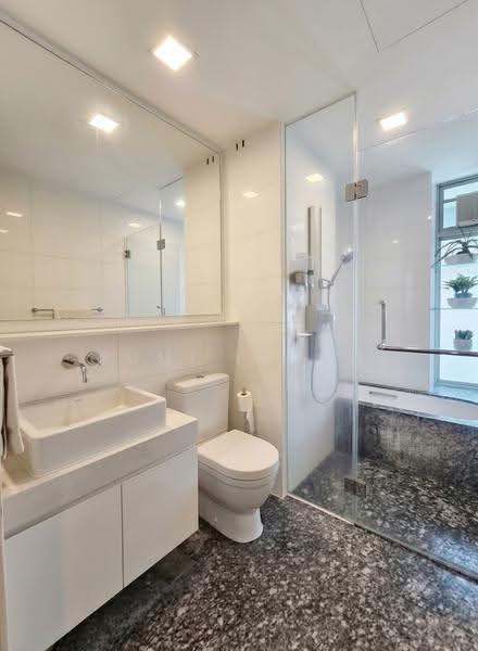 The Riverine By The Park, 398 Kallang Road, Balestier / Toa Payoh, 4 Bedrooms, 1,776 sqft, Apartment For Sale, by Yumi Leong, 500256392 - Bathroom - PropertyGuru.com.sg