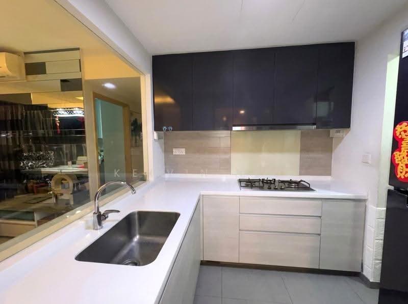 The Rainforest, 335 Choa Chu Kang Avenue 3, Dairy Farm / Bukit Panjang / Choa Chu Kang, 3 Bedrooms, 1,130 sqft, Executive Condominium For Sale, by Kelvin Neo, 500256403 - Kitchen - PropertyGuru.com.sg