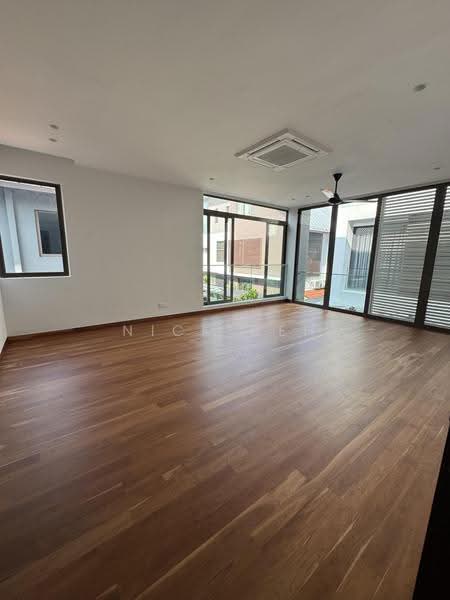 Seletar Brandnew House, Seletar / Yio Chu Kang, 7 Bedrooms, 6,200 sqft, Corner Terrace For Sale, by Nick Beh, 500256427 - Living Room - PropertyGuru.com.sg