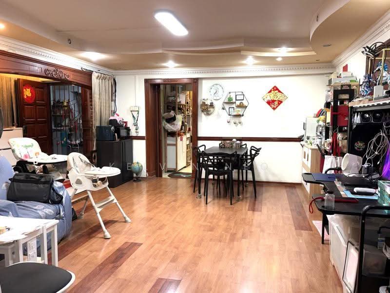 206 Boon Lay Drive, 206 Boon Lay Drive, Boon Lay / Jurong / Tuas, 3 Bedrooms, 1,292 sqft, HDB Flat For Sale, by Kelvin Neo, 500256430 - Living Room - PropertyGuru.com.sg
