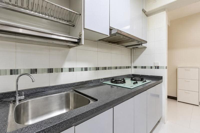 487 Segar Road, 487 Segar Road, Dairy Farm / Bukit Panjang / Choa Chu Kang, 2 Bedrooms, 721 sqft, HDB Flat For Sale, by Wes Teo, 500256433 - Kitchen - PropertyGuru.com.sg