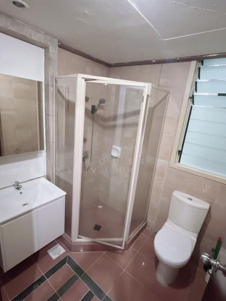 Trellis Towers, 700 Toa Payoh Lorong 1, Balestier / Toa Payoh, Room Rental, 100 sqft, Condominium For Rent, by ling, 500256473 - Bathroom - PropertyGuru.com.sg
