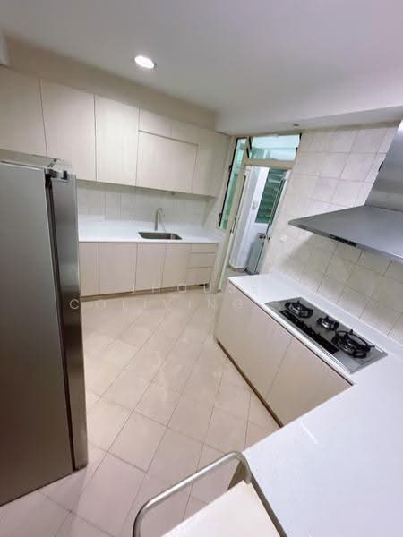 Trellis Towers, 700 Toa Payoh Lorong 1, Balestier / Toa Payoh, Room Rental, 100 sqft, Condominium For Rent, by ling, 500256473 - Kitchen - PropertyGuru.com.sg