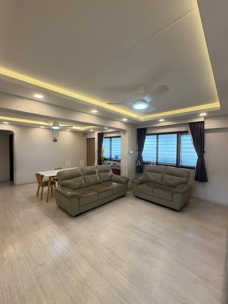 484 Pasir Ris Drive 4, 484 Pasir Ris Drive 4, Pasir Ris / Tampines, 3 Bedrooms, 1,119 sqft, HDB Flat For Sale, by Brandan Tan, 500256490 - Living Room - PropertyGuru.com.sg
