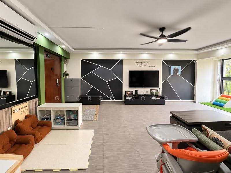 684A Woodlands Drive 73, 684A Woodlands Drive 73, Admiralty / Woodlands, 3 Bedrooms, 1,110 sqft, HDB Flat For Sale, by George Wong, 500256500 - Living Room - PropertyGuru.com.sg