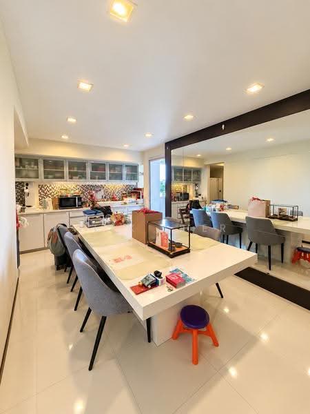781 Pasir Ris Street 71, 781 Pasir Ris Street 71, Pasir Ris / Tampines, 3 Bedrooms, 1,539 sqft, HDB Flat For Sale, by Alex Cher, 500256503 - PropertyGuru.com.sg