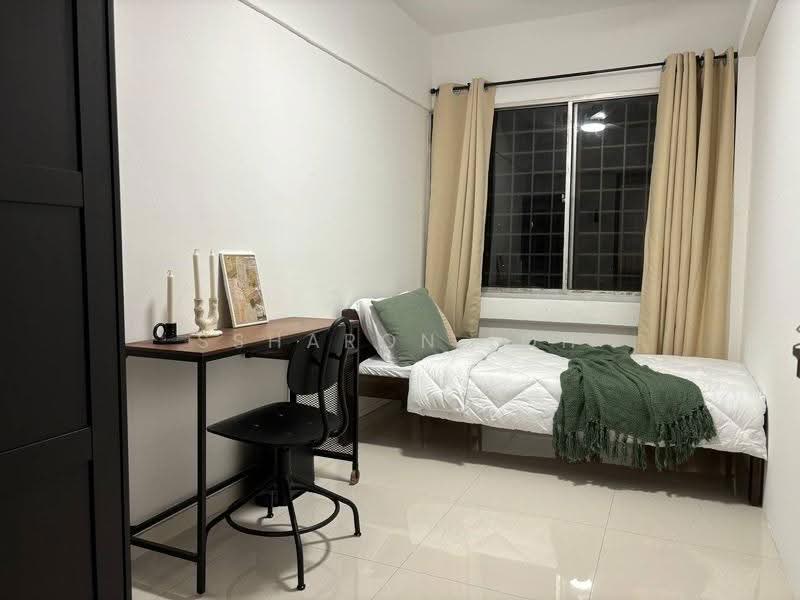 People's Park Complex, 1 Park Road, Boat Quay / Raffles Place / Marina, 6 Bedrooms, 1,120 sqft, Apartment For Rent, by Ssharon Loh, 500256505 - PropertyGuru.com.sg