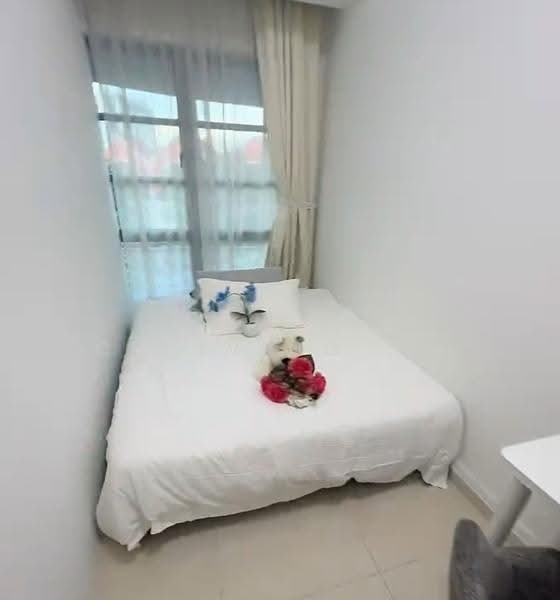 The Riverside Piazza, 11 Keng Cheow Road, Boat Quay / Raffles Place / Marina, Room Rental, 100 sqft, Condominium For Rent, by ling, 500256525 - Bedroom - PropertyGuru.com.sg