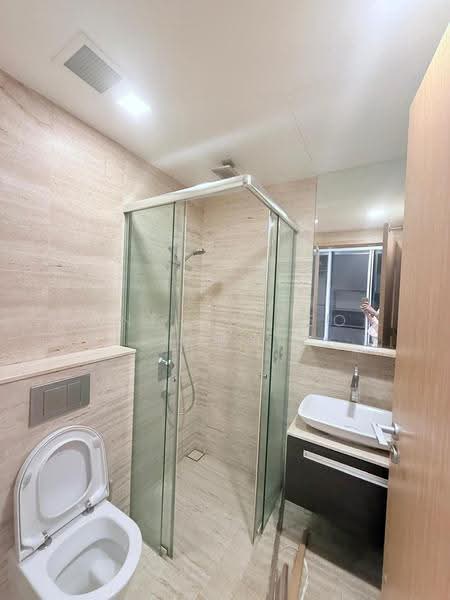 26 Newton, 26 Newton Road Singapore, Newton / Novena, 1 Bedroom, 484 sqft, Condominium For Rent, by Anthea Yeo 杨丽娇, 500256531 - Bathroom - PropertyGuru.com.sg
