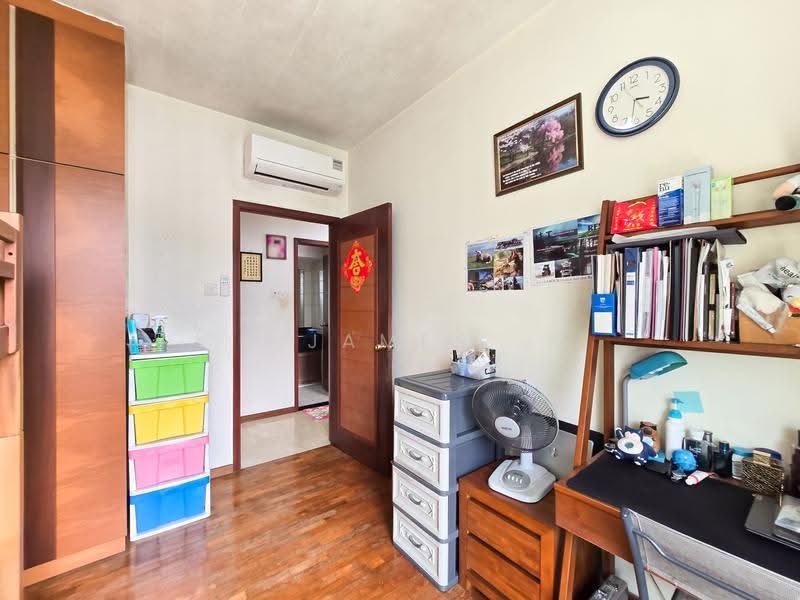 Yishun Emerald, 26 Canberra Drive, Sembawang / Yishun, 3 Bedrooms, 1,184 sqft, Condominium For Sale, by James Li, 500256533 - Bedroom - PropertyGuru.com.sg