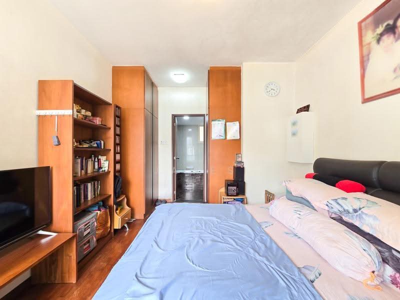 Yishun Emerald, 26 Canberra Drive, Sembawang / Yishun, 3 Bedrooms, 1,184 sqft, Condominium For Sale, by James Li, 500256533 - Bedroom - PropertyGuru.com.sg