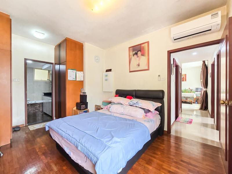Yishun Emerald, 26 Canberra Drive, Sembawang / Yishun, 3 Bedrooms, 1,184 sqft, Condominium For Sale, by James Li, 500256533 - Bedroom - PropertyGuru.com.sg
