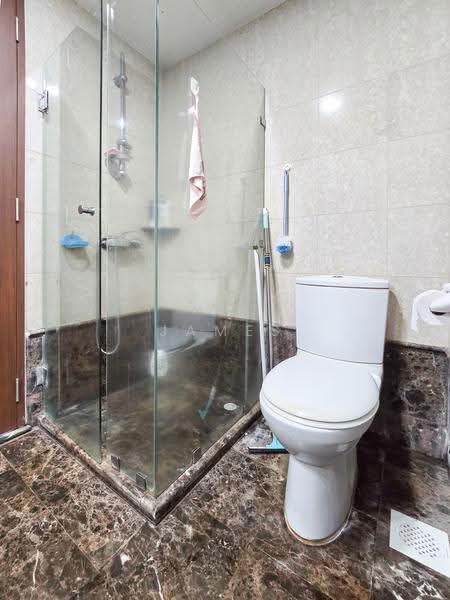 Yishun Emerald, 26 Canberra Drive, Sembawang / Yishun, 3 Bedrooms, 1,184 sqft, Condominium For Sale, by James Li, 500256533 - Bathroom - PropertyGuru.com.sg