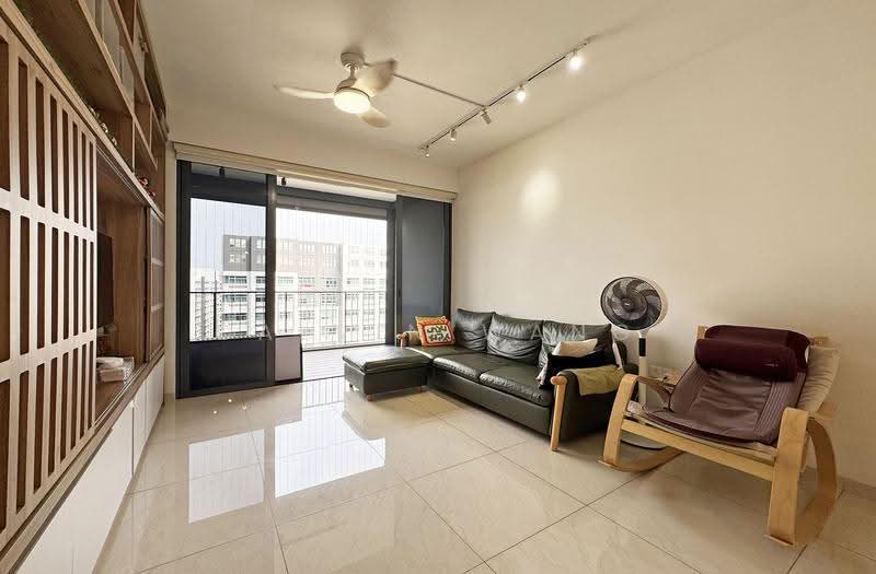 Signature At Yishun, 25 Yishun Street 51, Sembawang / Yishun, 3 Bedrooms, 1,098 sqft, Condominium For Sale, by Calvin Wang, 500256538 - Living Room - PropertyGuru.com.sg