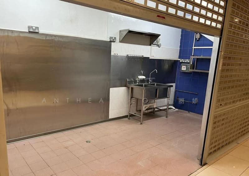 Lucky Plaza, 304 Orchard Road, Orchard / River Valley, 138 sqft, Food & Beverage For Rent, by Anthea Yeo 杨丽娇, 500256539 - Kitchen - CommercialGuru.com.sg