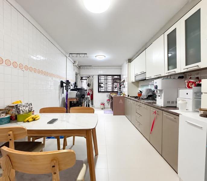 321 Ang Mo Kio Avenue 1, 321 Ang Mo Kio Avenue 1, Ang Mo Kio / Bishan / Thomson, 2 Bedrooms, 786 sqft, HDB Flat For Sale, by Elena Pang, 500256543 - Kitchen - PropertyGuru.com.sg