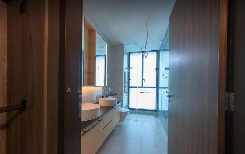 Belgravia Ace, Belgravia Drive, Seletar / Yio Chu Kang, 5 Bedrooms, 4,058 sqft, Semi-Detached House For Sale, by Alvin Kwan, 500256549 - Bathroom - PropertyGuru.com.sg