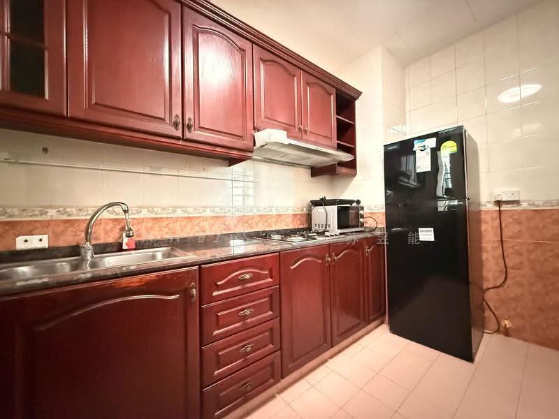 Tanglin Regency, 381 Tanglin Road, Tanglin / Holland / Bukit Timah, 2 Bedrooms, 883 sqft, Condominium For Rent, by Zane Soo 苏昱能, 500256554 - Kitchen - PropertyGuru.com.sg