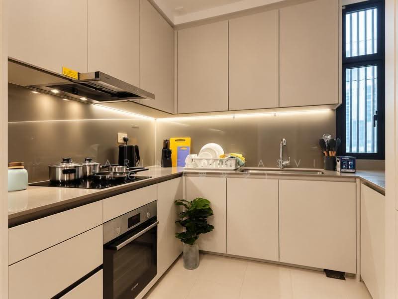 35 Gilstead, 35 Gilstead Road, Newton / Novena, Room Rental, 100 sqft, Apartment For Rent, by Sharine Tejasvi Loh (罗茗之), 500256558 - PropertyGuru.com.sg