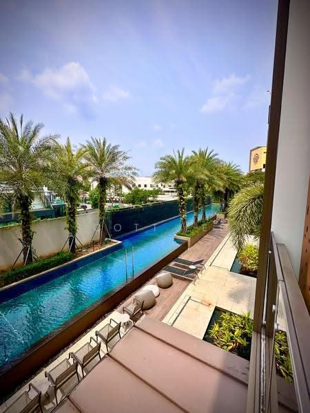 Parksuites, 18 Holland Grove Road, Tanglin / Holland / Bukit Timah, 2 Bedrooms, 786 sqft, Condominium For Sale, by Scott Lee, 500256572 - PropertyGuru.com.sg