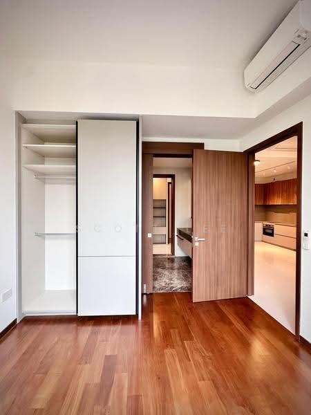 Parksuites, 18 Holland Grove Road, Tanglin / Holland / Bukit Timah, 2 Bedrooms, 786 sqft, Condominium For Sale, by Scott Lee, 500256572 - PropertyGuru.com.sg