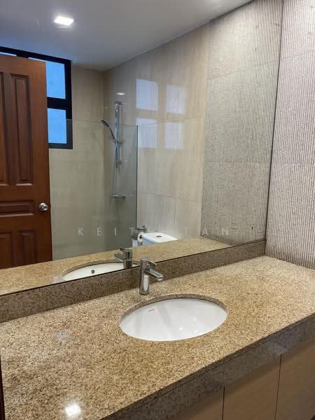 Fort Gardens, 21 Fort Road, East Coast / Marine Parade, 2 Bedrooms, 950 sqft, Condominium For Rent, by Keith Tan, 500256582 - Bathroom - PropertyGuru.com.sg