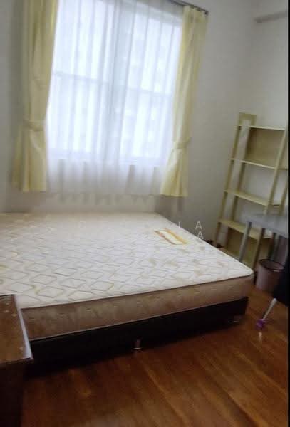 Springdale Condo, 51 Hindhede Walk, Clementi Park / Upper Bukit Timah, 3 Bedrooms, 1,109 sqft, Condominium For Rent, by Cecilia Joanita, 500256595 - Bedroom - PropertyGuru.com.sg