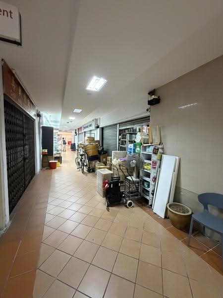 Bras Basah Complex, 231 Bain Street, Beach Road / Bugis / Rochor, 528 sqft, Office For Rent, by Irene See, 500256597 - Corridor - CommercialGuru.com.sg