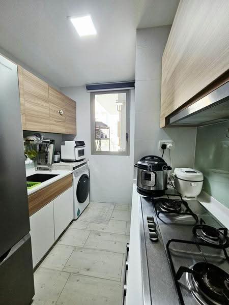 Sea Horizon, 1 Pasir Ris Rise, Pasir Ris / Tampines, 2 Bedrooms, 764 sqft, Condominium For Rent, by Eugene Ng, 500256602 - Kitchen - PropertyGuru.com.sg