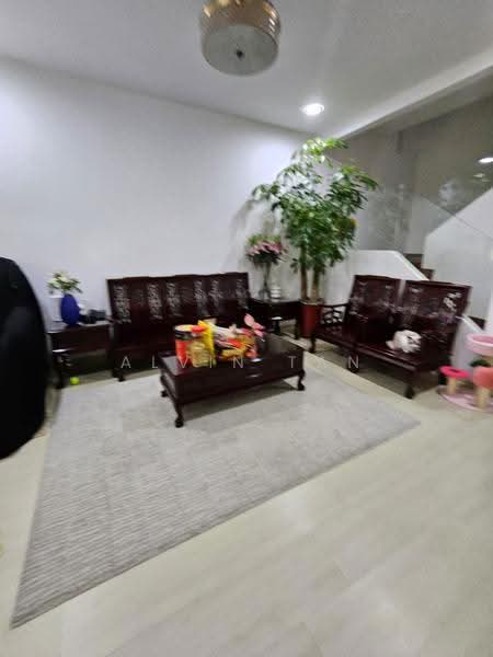 NS FACING GOOD FRONTAGE TERRACE IN KATONG, KATONG, East Coast / Marine Parade, 4 Bedrooms, 2,500 sqft, Terraced House For Sale, by Alvin Tan, 500256617 - Living Room - PropertyGuru.com.sg