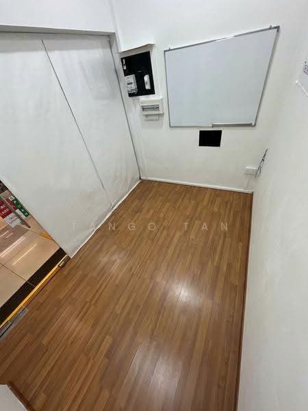 Roxy Square Shopping Centre, 50 East Coast Road, East Coast / Marine Parade, 421 sqft, Mall Shop For Rent, by Tango Tan, 500256618 - Interior - CommercialGuru.com.sg