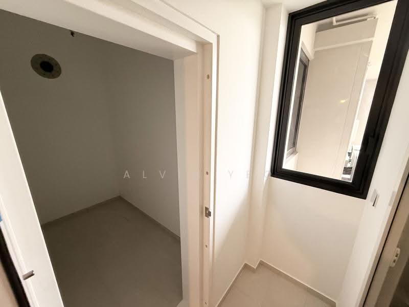 READY TO MOVE IN | Rare 4-Bedroom Premium + Study | 1,313 sqft | 3 Toilets | 5 Mins to MRT, Admiralty / Woodlands, 4 Bedrooms, 1,313 sqft, Condominium For Sale, by Alvin Yeo, 500256621 - Interior - PropertyGuru.com.sg