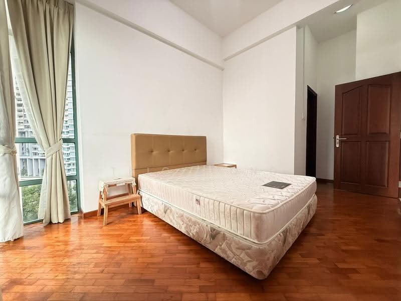 Tanglin Regency, 381 Tanglin Road, Tanglin / Holland / Bukit Timah, 2 Bedrooms, 883 sqft, Condominium For Rent, by Tricia Ong, 500256622 - Bedroom - PropertyGuru.com.sg