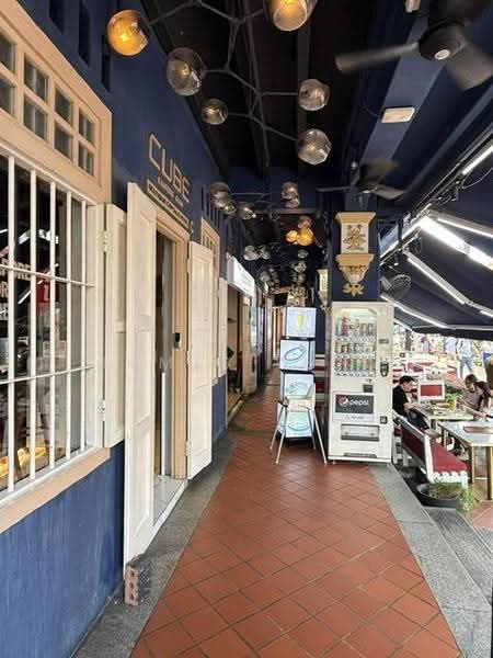 Bussorah Backpacker, Bussorah Street, Beach Road / Bugis / Rochor, 4,817 sqft, Shop / Shophouse For Sale, by James Yeow, 500256624 - Exterior - CommercialGuru.com.sg