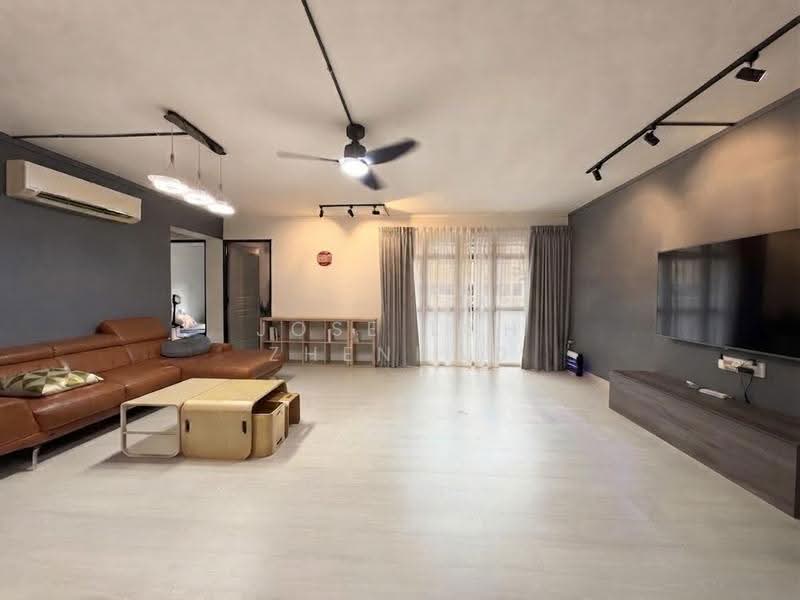 177 Lompang Road, 177 Lompang Road, Dairy Farm / Bukit Panjang / Choa Chu Kang, 3 Bedrooms, 1,184 sqft, HDB Flat For Sale, by Jose Loh Zhenhao, 500256625 - Living Room - PropertyGuru.com.sg
